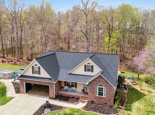 306 Bluegill Ln, Statesville, NC 28625