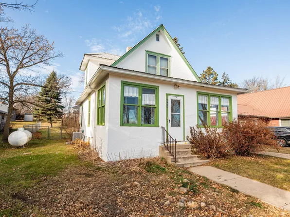 608 Ash St, Lisbon, ND 58054