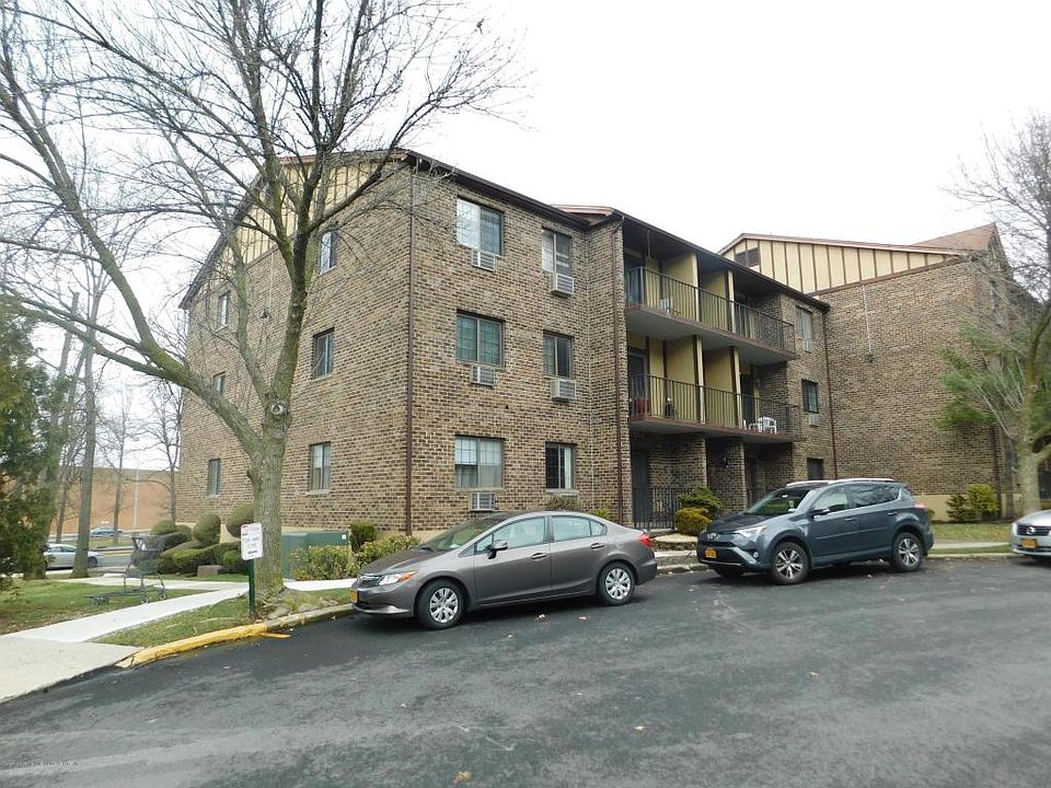 1st image of 29 Donna Ct APT 7