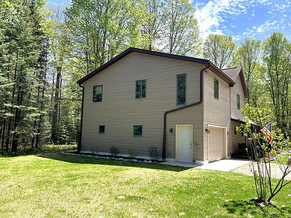 2nd image of 5675 Spider Lake Rd