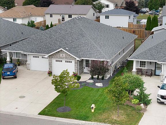 4th image of 171 Meadowview Ave
