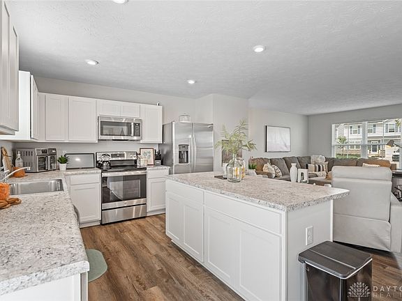 5th image of 5917 Regatta Dr
