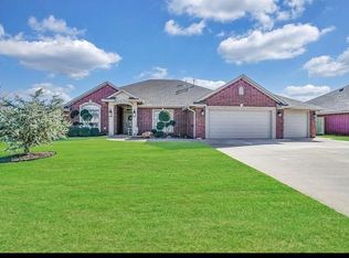 908 Candace Ln, Altus, OK 73521