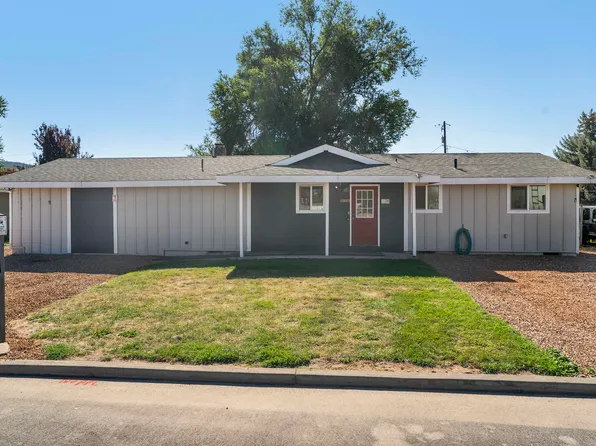 740 SE 6th St, Prineville, OR 97754