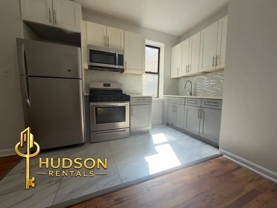 164 Bergen Ave #3A