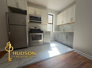 162 Bergen Ave APT 3B, Jersey City, NJ 07305