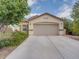 22 W Calle La Bolita, Sahuarita, AZ 85629