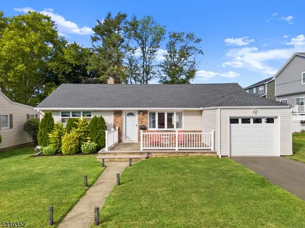 32 Scott Ter, Clifton City, NJ 07013