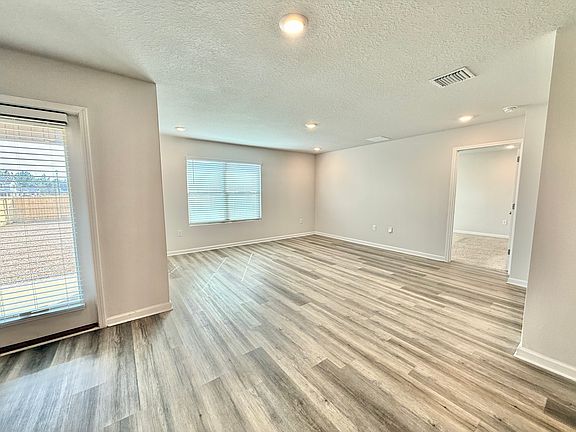 4th image of 6307 Burrow Ln