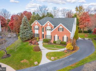 11 Fieldstone Way, Moorestown, NJ 08057