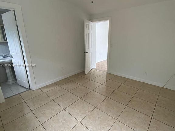 2nd image of 2555 NE 181st St #2