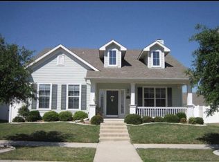 10021 Maple Dr, Aubrey, TX 76227