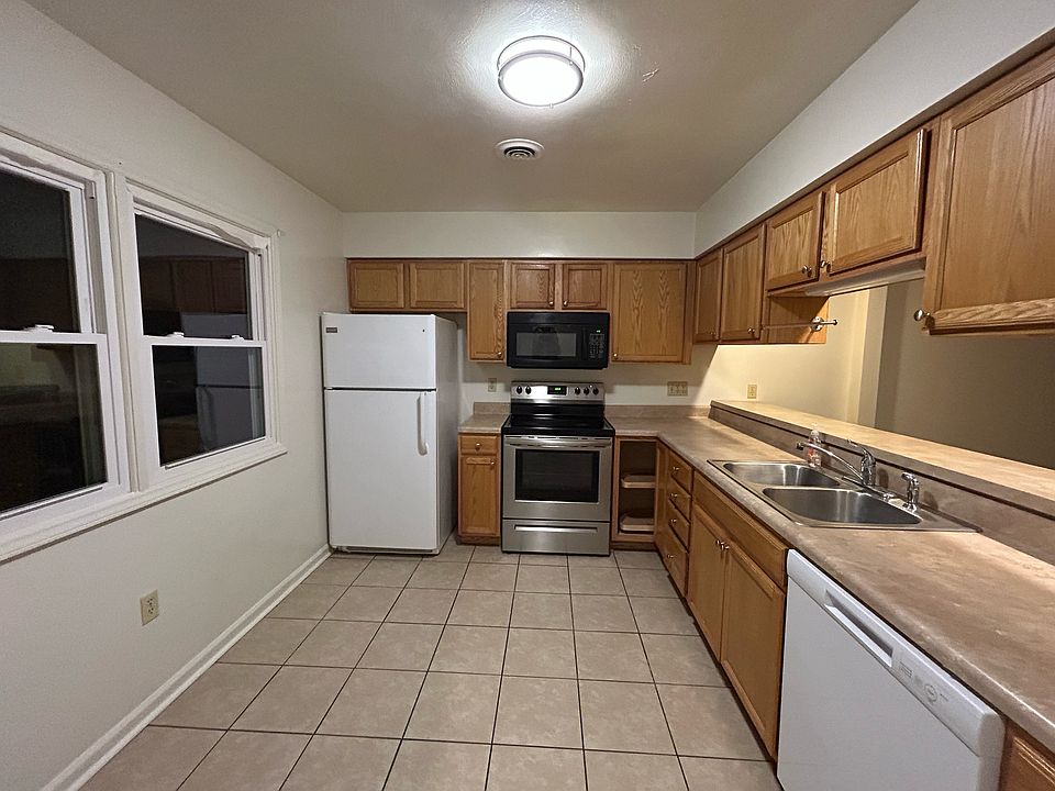 1st image of 2616 Belle Ave NE