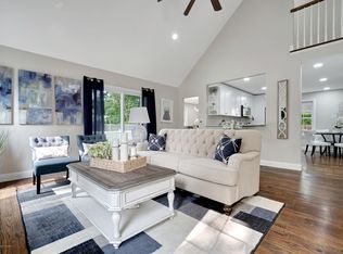 898 Sandy Cir, Manahawkin, NJ 08050
