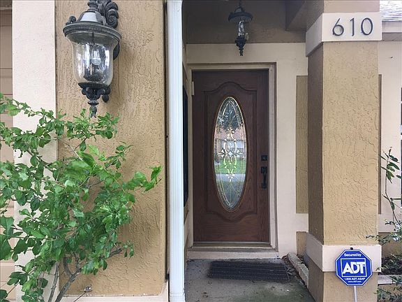 5th image of 610 Bayport Dr