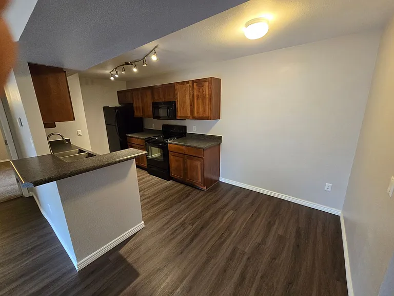 1385 W University Ave #12-195 — Photo 9
