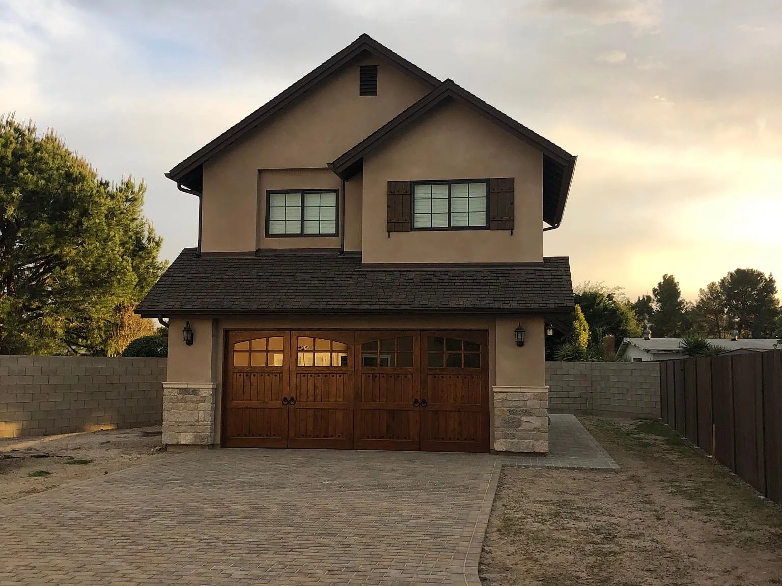 3037 Heather Dr — Photo 3