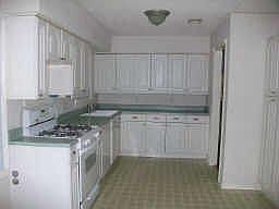 3rd image of 213 W Daugherty Dr
