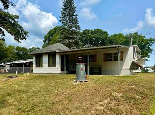 3259 Beaver Ct, Gladwin, MI 48624