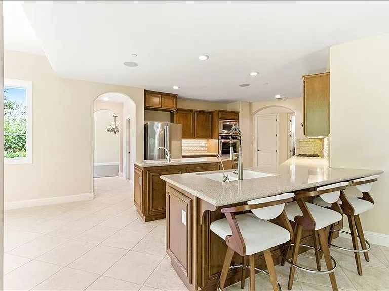 4698 Granada Way — Photo 21