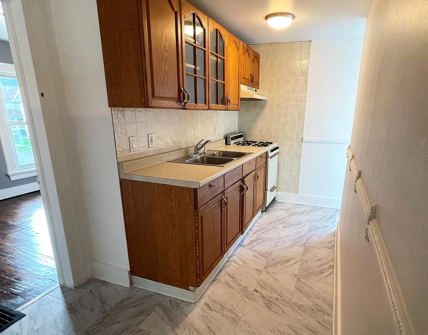 13 Birch St — Photo 3