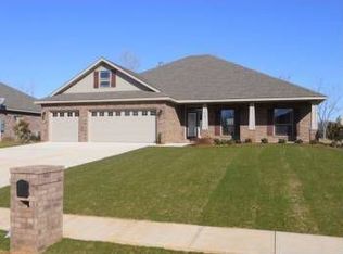 8355 Woodside Ln, Grand Bay, AL 36541