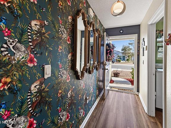 5th image of 247 CAMINHA Road