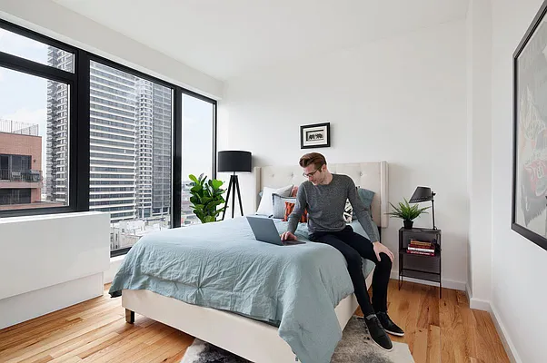 Rented by Compass | media 23