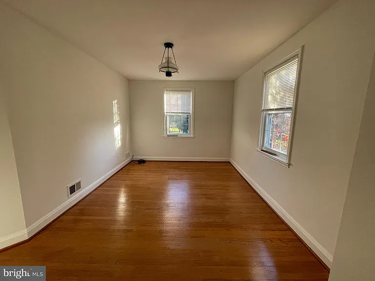 345 Old Trail Rd — Photo 18