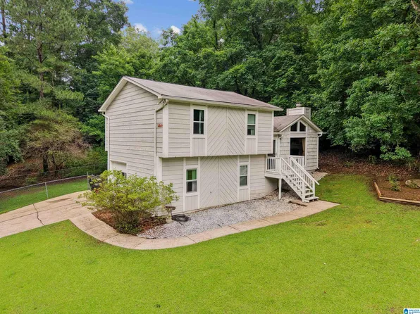 2409 Burgundy Dr, Birmingham, AL 35244