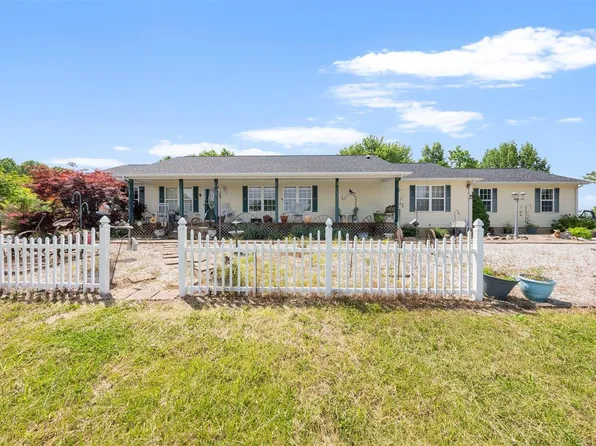 420 Crump Rd, Smiths Grove, KY 42171