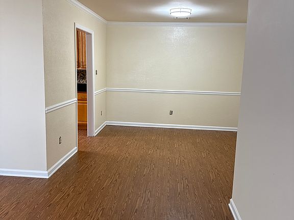 3rd image of 2701 Springdale Rd #2701