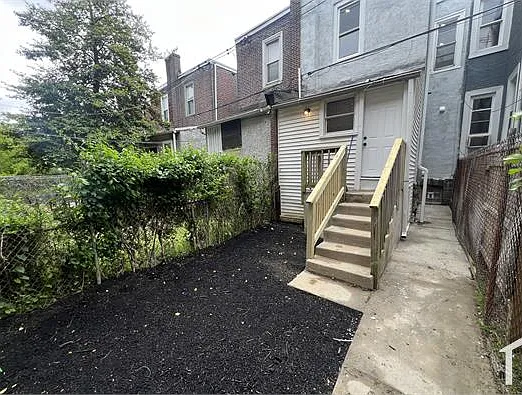 1551 N Frazier St — Photo 50
