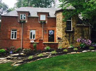 210 Sand Run Rd, Akron, OH 44313