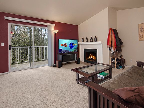 3rd image of 19230 Forest Park Dr NE #6-321