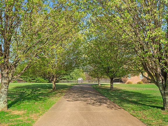 2nd image of 116 New Dawn Rd