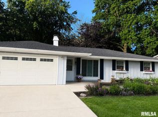 106 Duever St, East Peoria, IL 61611