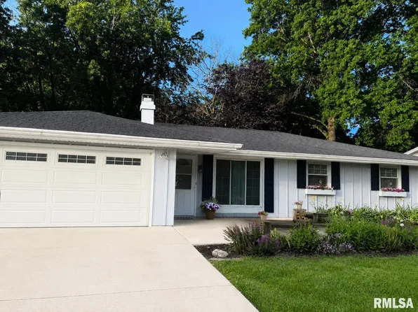 106 Duever St, East Peoria, IL 61611