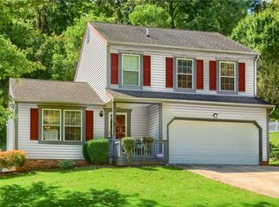 109 Shelbourne Dr, Coraopolis, PA 15108