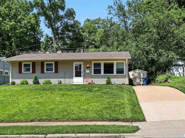1530 Spring St, Davenport, IA 52803