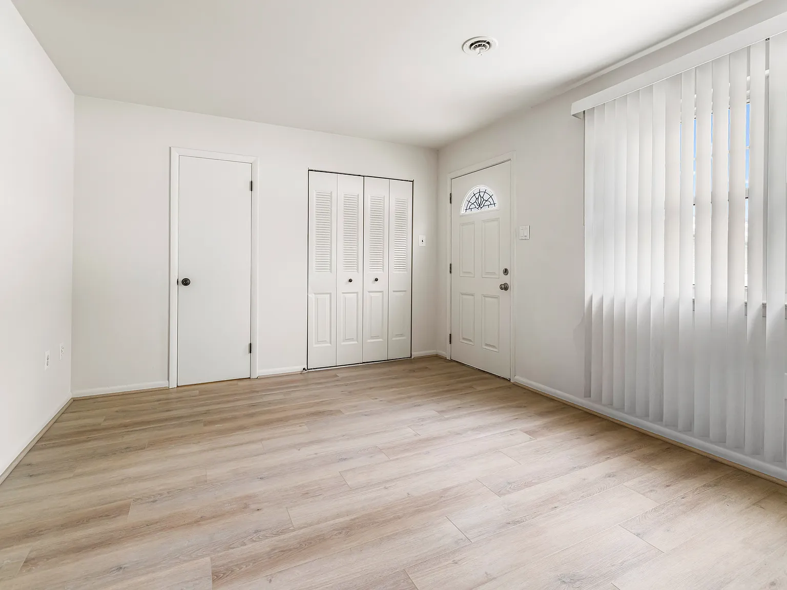 515 N York Rd — Photo 4