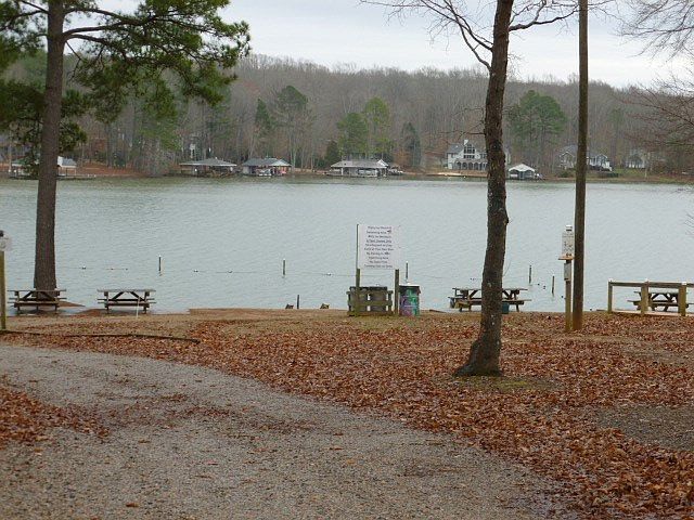 2nd image of 0 Pine Tree Ct