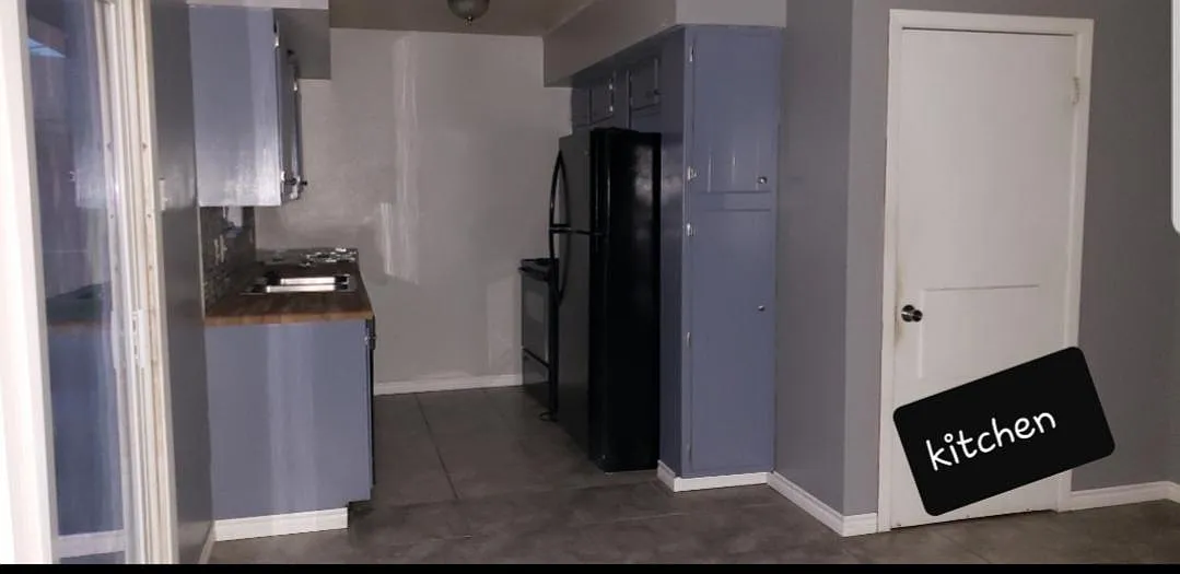 5154 Village Path — Photo 3