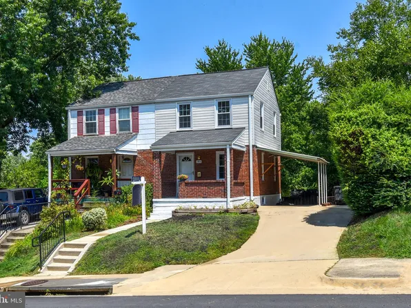 2814 Fort Dr, Alexandria, VA 22303