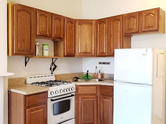4th image of 1220 Dean St APT 4A