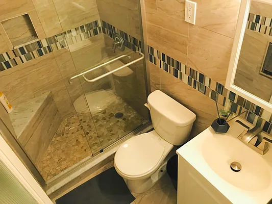 Rented by Roberto Guilbet, LREB | media 20