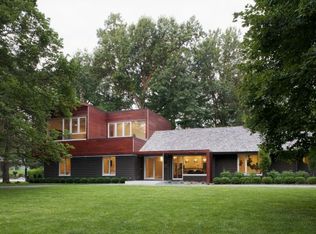 8516 Ensley Pl, Leawood, KS 66206