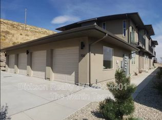 740 Bluffs Ct Unit 101, Reno, NV 89523