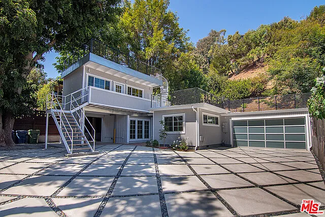 Building Photo - 3908 & B Las Flores Canyon Rd #A