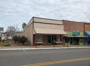 113 E Main St, Willow Springs, MO 65793